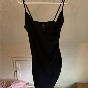 Windsor women’s size medium little black dress